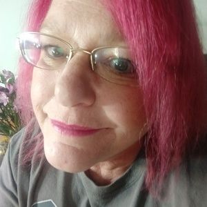 Meet your Posher, Lynda